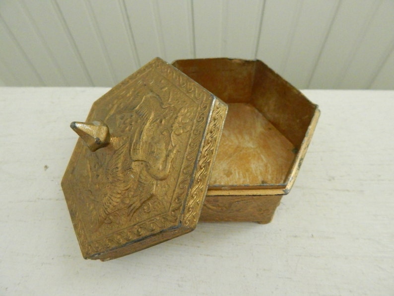 Brass Whatnot Trinket Jewelry Covered Box Brass Box Decorated with Birds and Cranes Six-Sided Vintage Brass Ring Jewelry Box with Cover