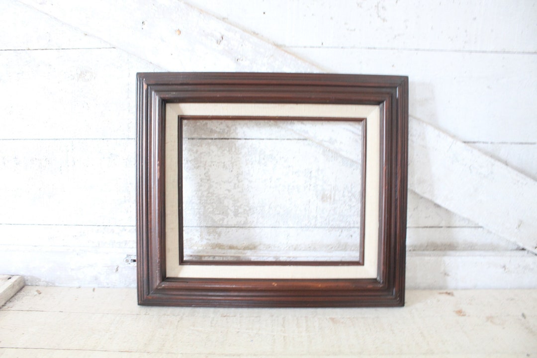 Vintage Heavy 8x10 Wood Frame in Dark Walnut Stain W/linen Etsy