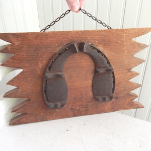 Antique Iron Horseshoe - Mounted on Authentic Barnwood - Hanging Rustic Barnwood Plaque - Antique Horseshoe - Country Farmhouse Wall Decor