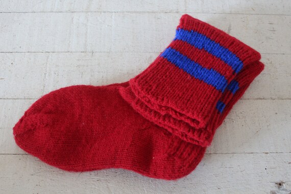 Vintage Hand Knit Red Wool Socks - Mid Century Hu… - image 5