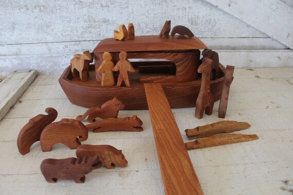 Vintage Woodpecker Toy Noah's Ark 