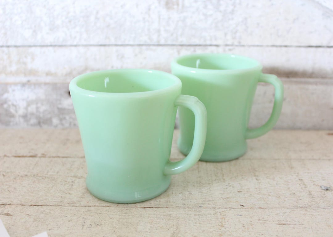 美品！にわとり グリーン☆ミルクガラスの置物 usa Vintage Jadeite Green Fire King Glass D-handle Coffee Mugs