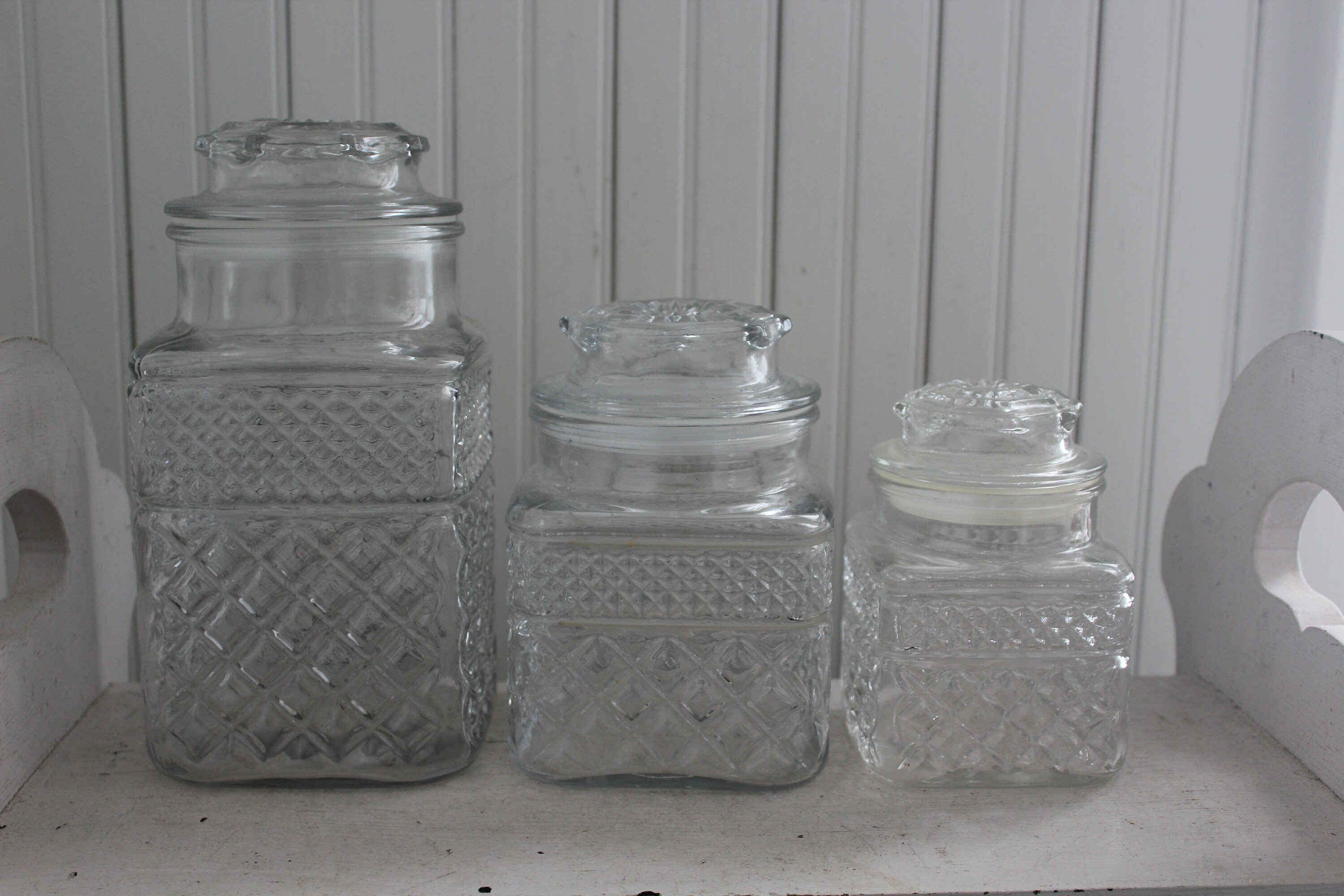 Glass Flour Canister Wexford by Anchor Hocking Glass Flour Canister Wexford by Anchor Hocking