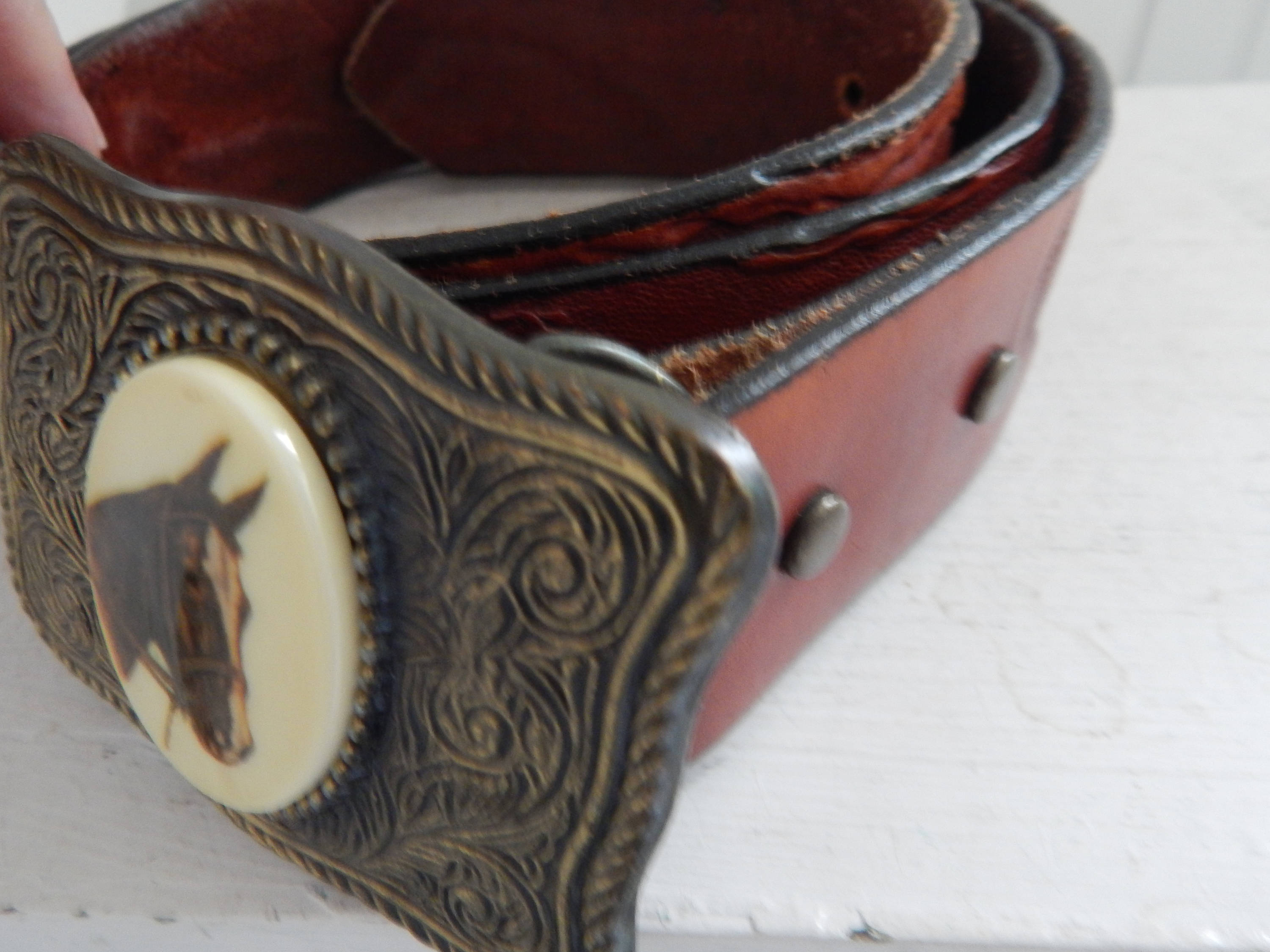 Vintage Erickson Hand-Tooled Leather Western Belt • Horse Motif Size 24 Womens Mens Unisex HORSE LEATHER STAMPED Western Cowgirl  main image 3