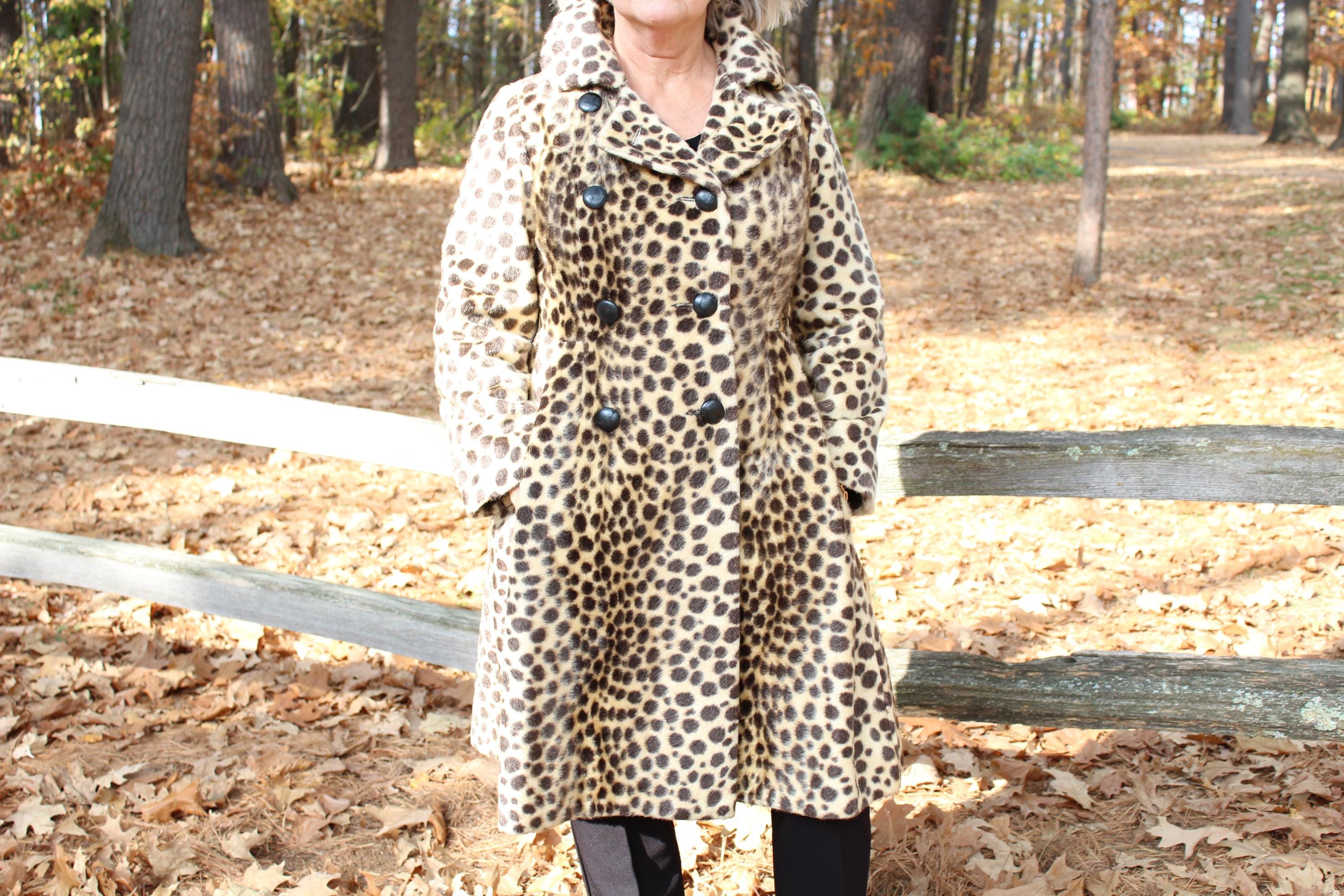 Vintage SAFARI Woman's Coat Styled by Fairmoor - Women's Sz