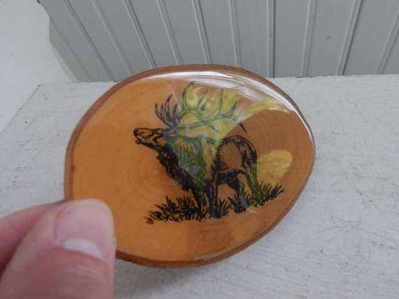 Wooden Hand Crafted Belt Buckle - Made From Tree Trunk Slice  display picture 3