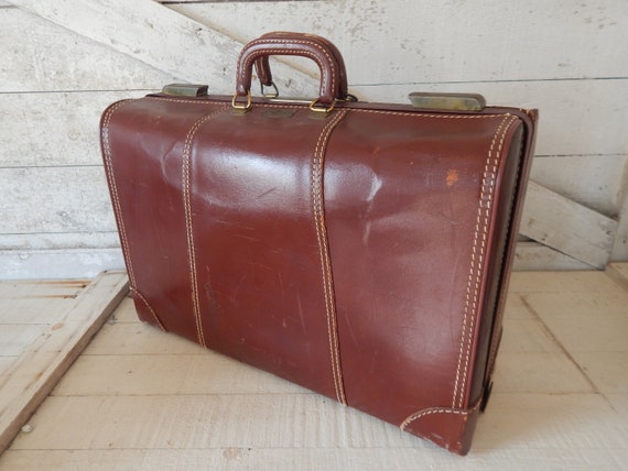 Vintage Leather Suitcase Sewing Kit Made in Austria Advertising Piece -  Ruby Lane
