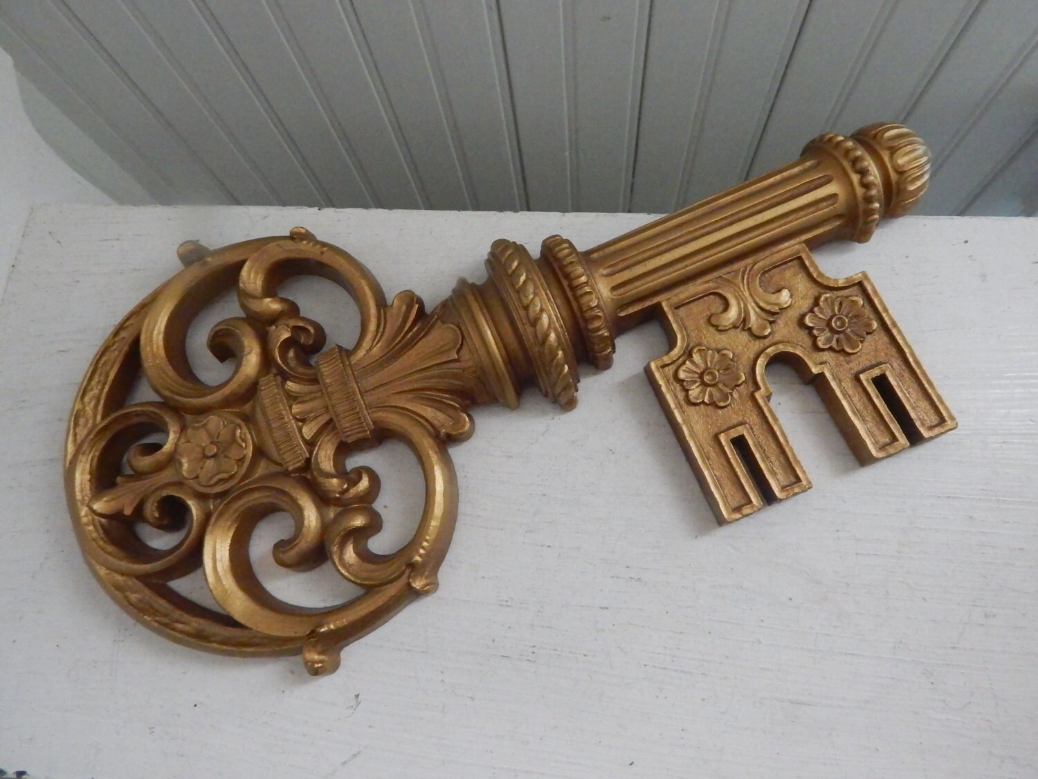 Large Gold Gilt Decorative Skeleton Key Made by Syroco Etsy
