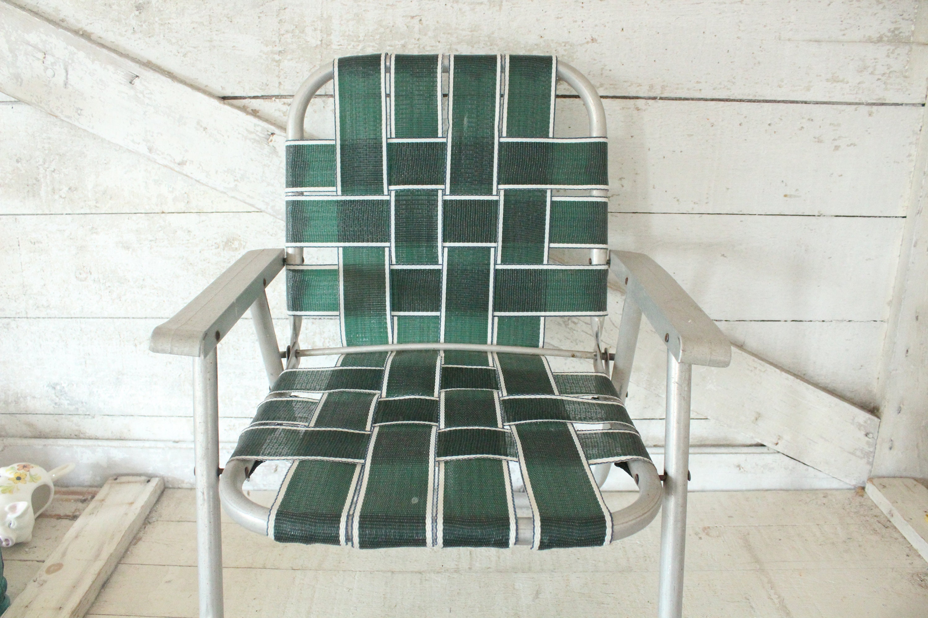 Retro webbed 2024 lawn chairs