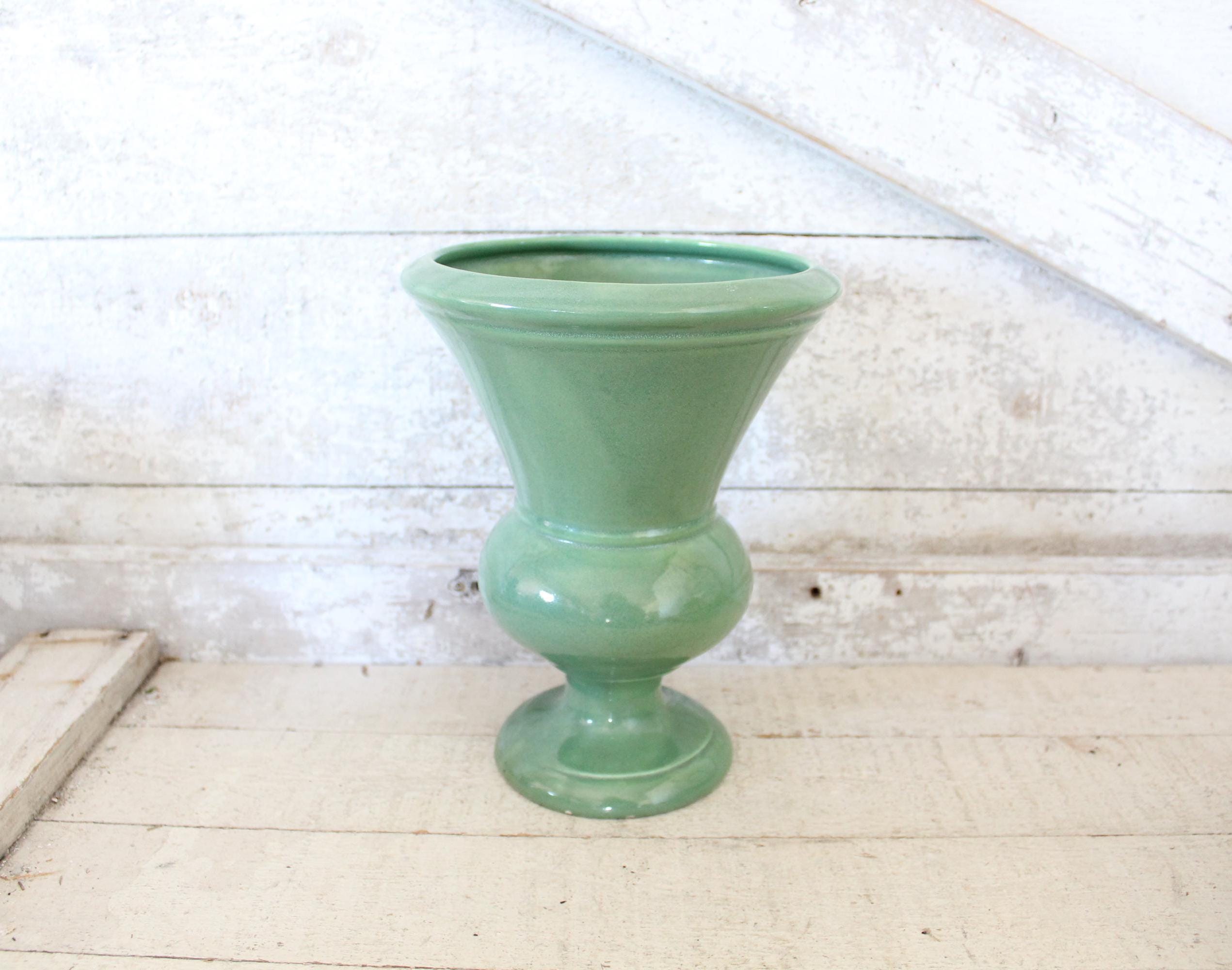 Vintage Haeger Art Pottery Vase - Tall Green Mottle Glaze Haeger