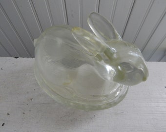 Glass Easter Rabbit Bunny Candy Holder Covered Dish - Vintage Glass Easter Bunny Candy Holder - Collectible Clear Glass Rabbit Candy Dish