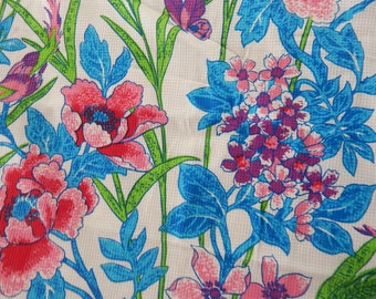 Vintage Hawaiian Fabric Vibrant Floral Bird Print - Vintage Apparel/Upholstery/Pillow/Home Decor Fabric Remnant - Tropical Hawaiian Print