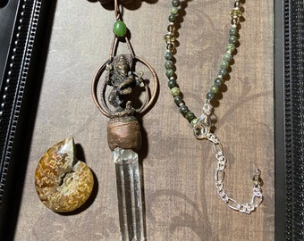 Wearable Artwork for Releasing Limitations and Removing Obstacles