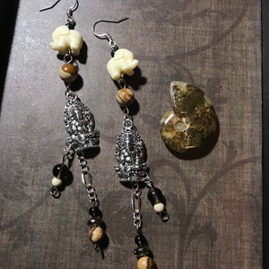 Wearable Artwork to Remove Obstacles