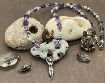 Wearable artwork for creativity.