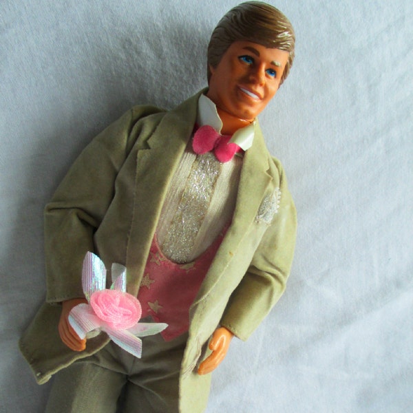 Vintage Dream Glow Ken Doll (1985), Glow in the Dark Barbie Clothes, Shoes and Corsage from 1980's Barbie Collection, plus FREE SHIPPING