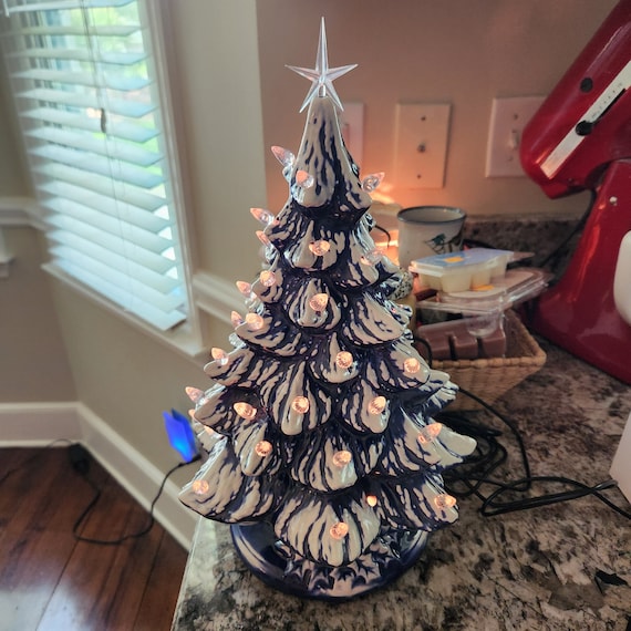 定番のお歳暮&冬ギフトの商品をすべ & Blue Chinoiserie White Grand Tree Christmas Ceramic フラワー・リース