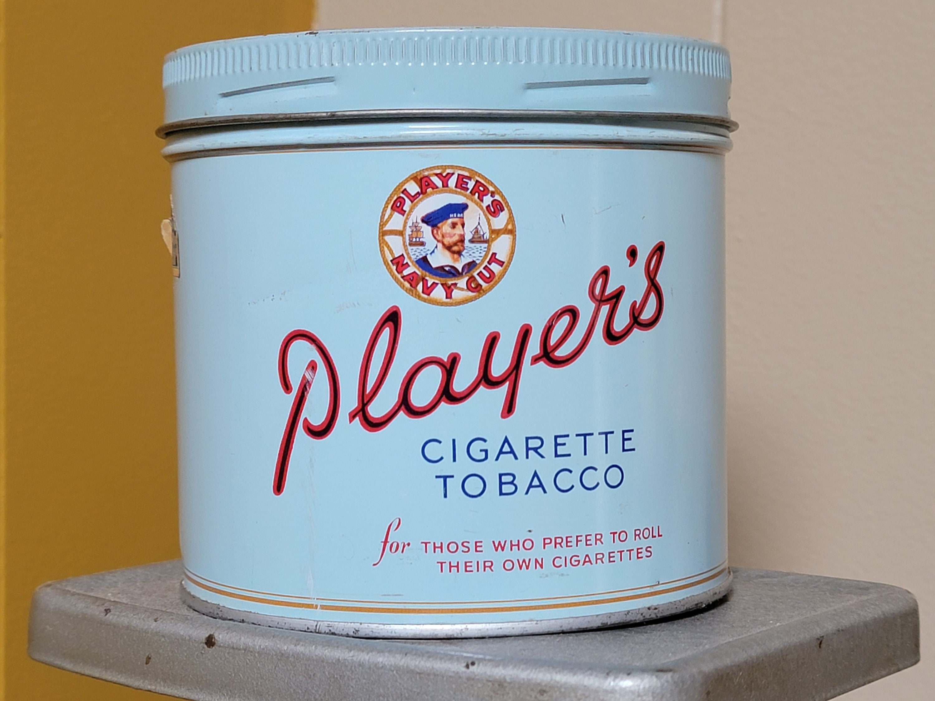 Canadian Player's Navy Cut Medium Blue Cigarettes Tin - Canada