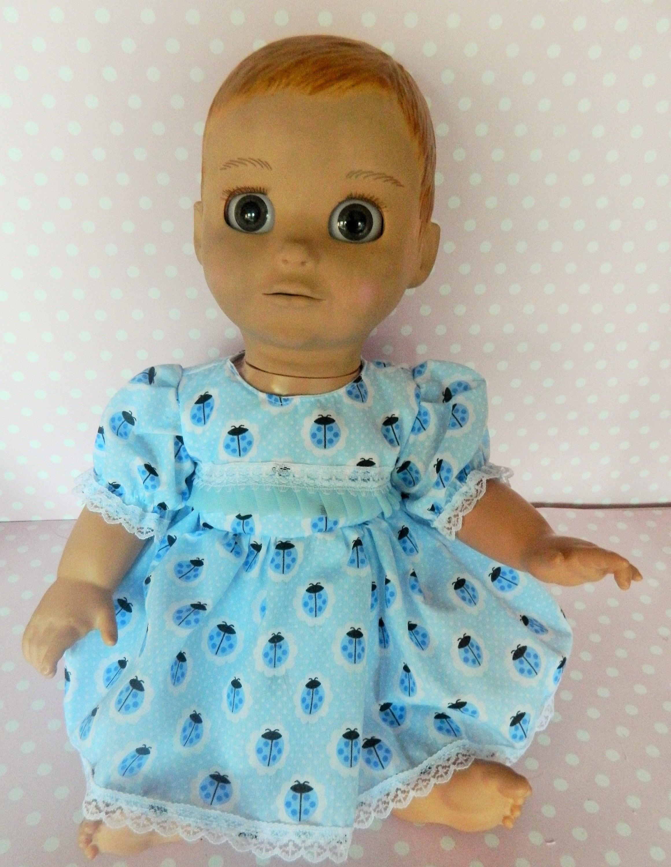 LuvaBella Robe bloomers en bleu coccinelles tissu poupées tenue pour bébé  fille poupée vêtements poupée poupée vintage poupée poupée OAAK poupée 17 -  Etsy France