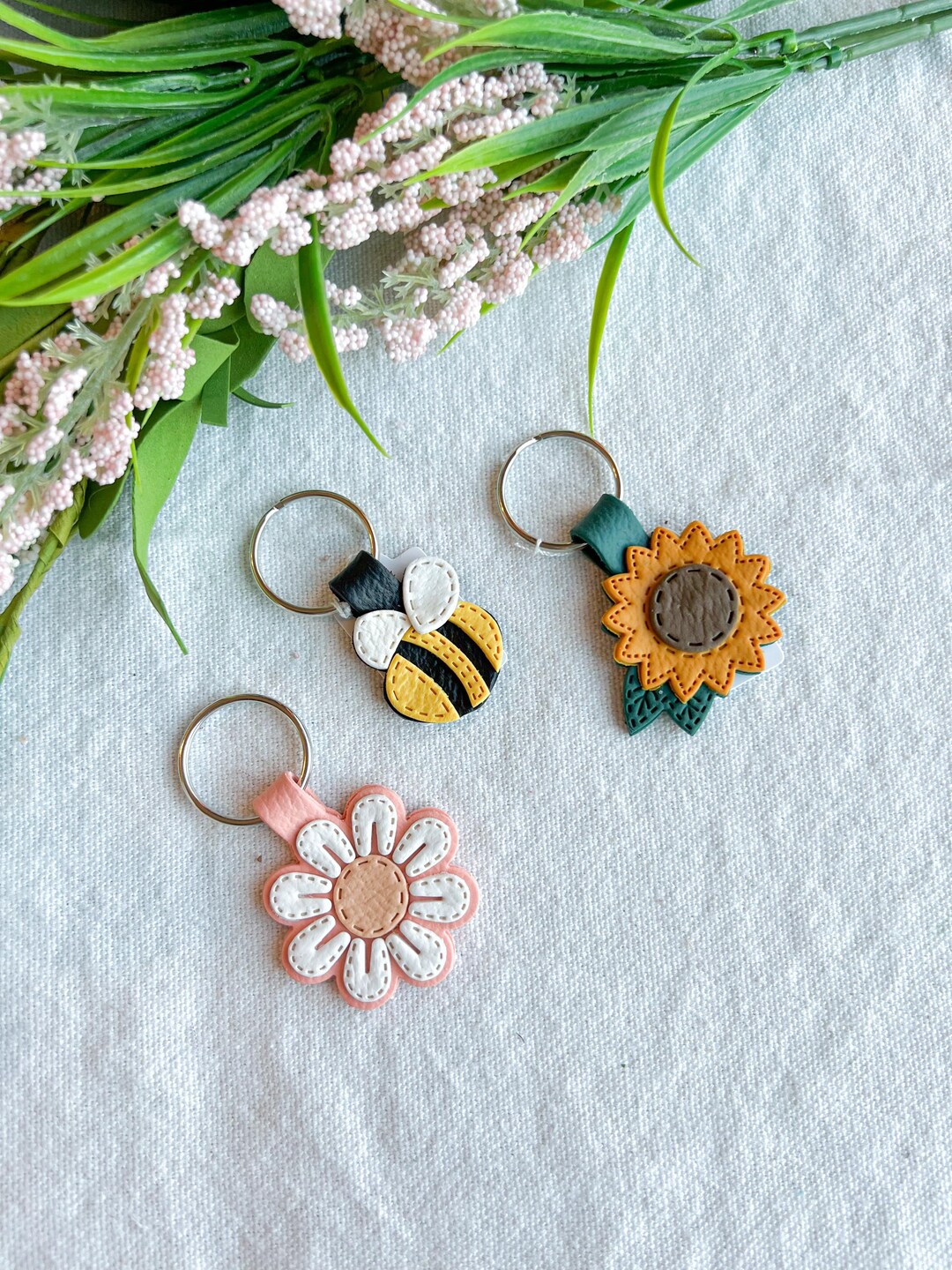 Leather Textured Spring Flower Polymer Clay Keychains - Etsy