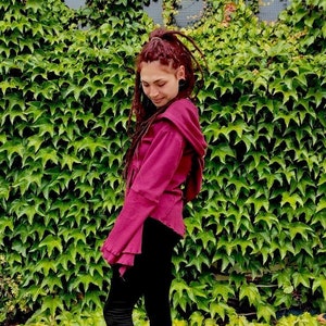 L/XL red pixie jacket with a long pixie hood, perfect for psychedelic events like hippie and goa festivals, fairy psy outfit