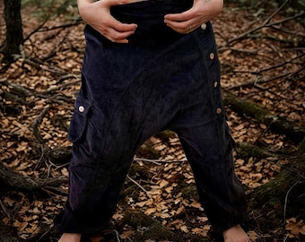 black harem pants, bloomers, Aladdin pants, Goa pants for psychedelic events such as hippie Goa and psytrance parties and festivals