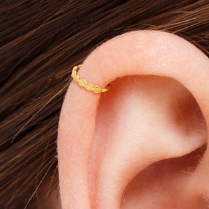 Gold Helix Ohrring, Gold Knorpel Piercing, 14k Gold Helix Hoop, Einzigartiger Knorpelschmuck, Knorpelschmuck Gold, Echt Gold Helix, SKU40