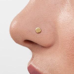 Flat Nose Stud, Disk Nose Stud Gold, Round Nose Stud, Real Gold Nose Stud, Minimalist Nose Stud, Small Nose Stud, Circular Nose Stud SKU 121