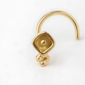 Small Indian Nose Pin, Gold Nose Stud, 14k Gold Nose Pin, Solid Gold Nose Screw, Real Gold Nose Ring, Unique Nose Stud, Classic Nose Jewelry