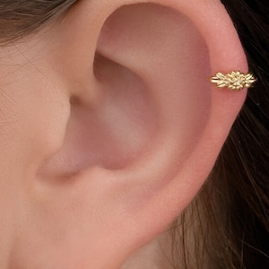 Gold Cartilage Ring, 14k Cartilage Earring, Cartilage Earring Gold , Helix Earring, Helix, Tragus Ring, Helix Flower, Rook Piercing, SKU 174