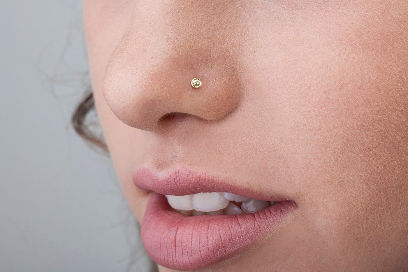 Nose Piercing 101: Pain, Pricing, Aftercare and More, Explained | Glamour UK