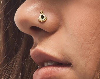 Piercing de nariz de oro macizo de 14k: delicado estilo indio con esmalte.