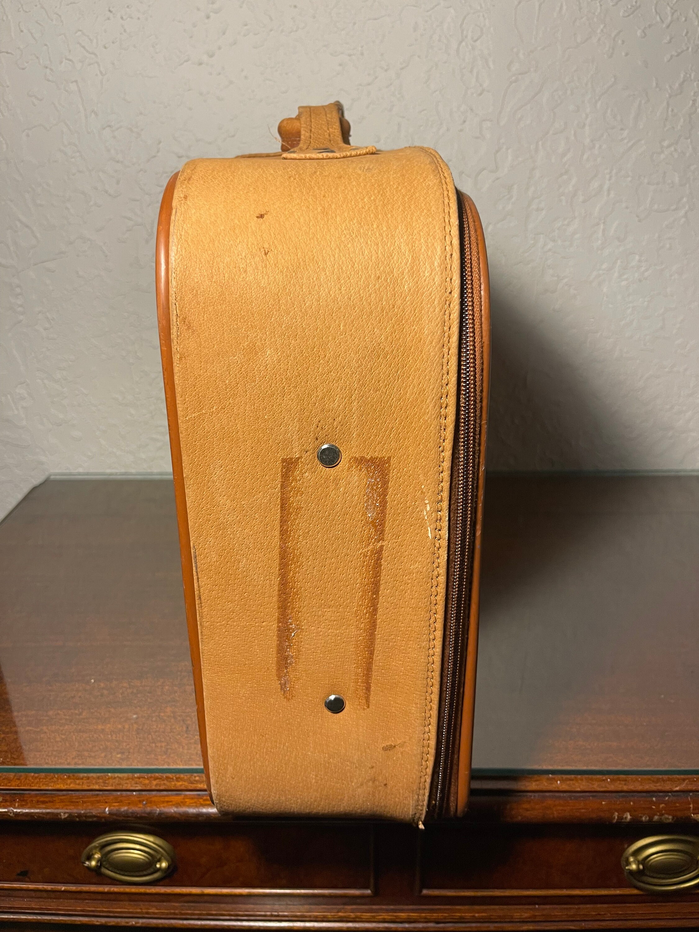 Vintage Ambassador Design Soft Leather Luggage an Ambassador