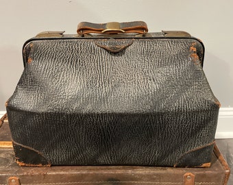 Vintage Leather Doctor Bag Antique Doctor's Bag Old Time Leather Thomas Leather Co. Gladstone Bag