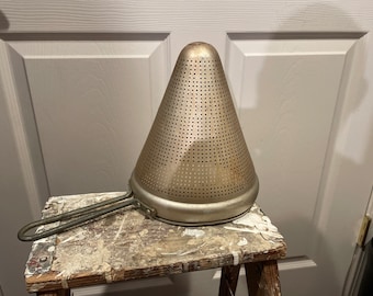 Aluminum Strainer  Vino Strainer Vintage Strainer Sieve Primitive Aluminum Canning Strainer Kitchen Tools Decor Handle Tomato Cooking