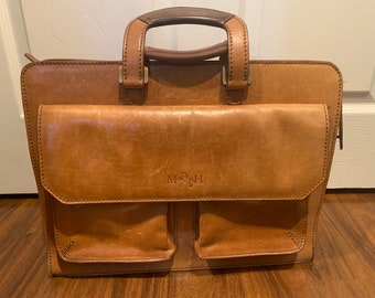 Vintage Mario Hernandez leather tote attaché briefcase work messenger bag Tan thick leather handles, sturdy and strong still. Brass hardware