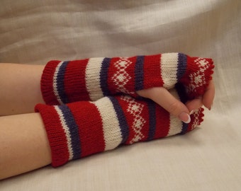 Women Knit Arm Warmers  with ornaments, Fingerless Gloves, Knitted FAIRISLE Mittens.