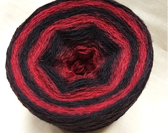 Hilo de lana de cordero pura Kauni 8/2 rojo y negro de 100 g/3,5 oz, de 100 % calidad, para tejer a mano y a máquina. Fabricado en Estonia
