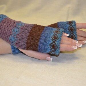 Women Knit Arm Warmers  with ornaments, Goth Fingerless Gloves, Knitted FAIRISLE Mittens.