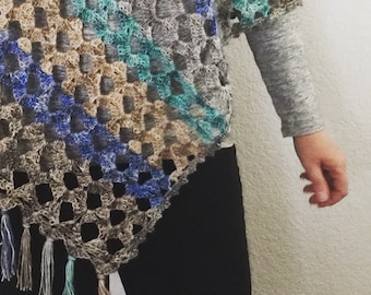 Crochet Poncho Pattern:  Wide Open Spaces