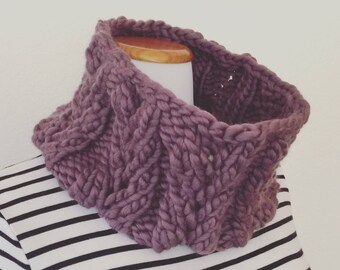 Knitting Pattern:  Riffles Cowl