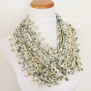 Crochet Pattern:  Find Your Bobbles Cowl, Scarf