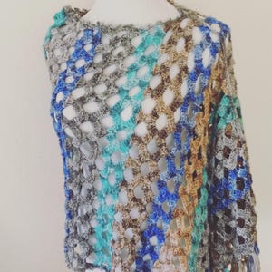 Crochet Poncho Pattern:  Wide Open Spaces