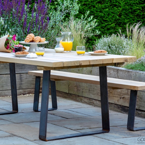 Garden Outdoor Patio Terrace "Busgrove" Oak & Steel Dining Table