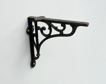 Vintage-Inspired Cast Iron Angle Black Shelf Support Bracket - Industrial Decor for Sturdy Shelving