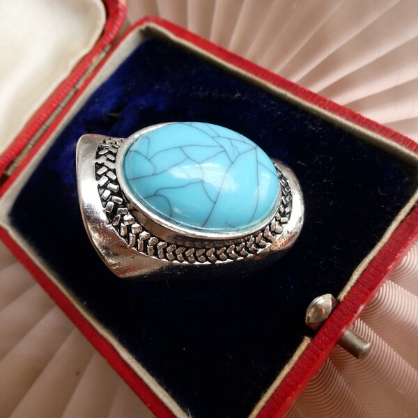 Vintage Turquoise Wraparound Ring, Chunky Acrylic Cabochon Tex Mex Southwestern Ring Sz: Uk R, USA 8