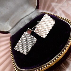 LOUIS VUITTON: silver and Purple Grid Cufflinks