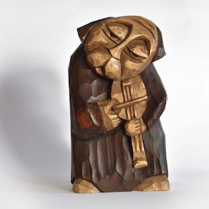 VIOLINIST handcrafted wooden sculpture