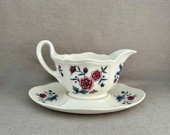 WEDGWOOD Queen's Ware 2 Pc GRAVY BOAT Williamsburg Potpourri High End England Made Floral Earthenware Accessories Couples Gift For the Home