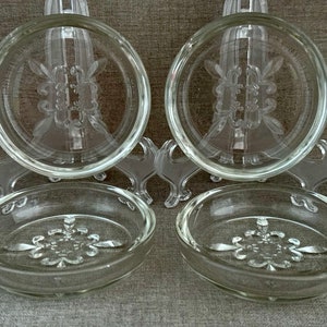 SET of 4 Hazel Atlas Mid Century American Collectible Fleur De Lis Clear GLASS COASTERS Collectible Home and Entertaining Gift image 5